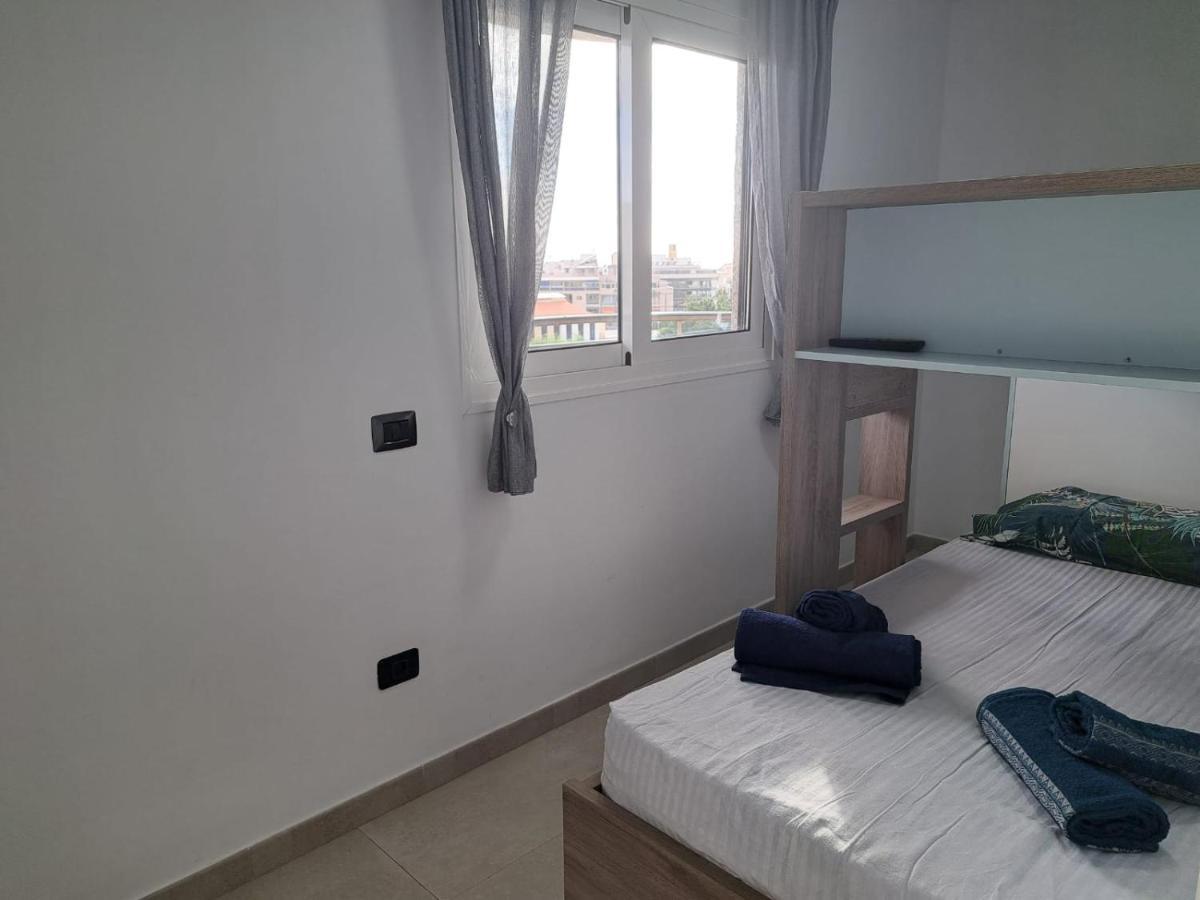 Newly Reformed 2 Bedroom Apartment In The Center Of Los Cristianos لوس كريستيانوس المظهر الخارجي الصورة