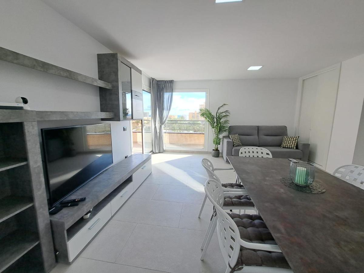 Newly Reformed 2 Bedroom Apartment In The Center Of Los Cristianos لوس كريستيانوس المظهر الخارجي الصورة