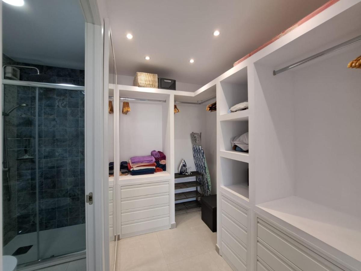 Newly Reformed 2 Bedroom Apartment In The Center Of Los Cristianos لوس كريستيانوس المظهر الخارجي الصورة